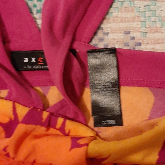 AXCESS top - Picture 3 of 4